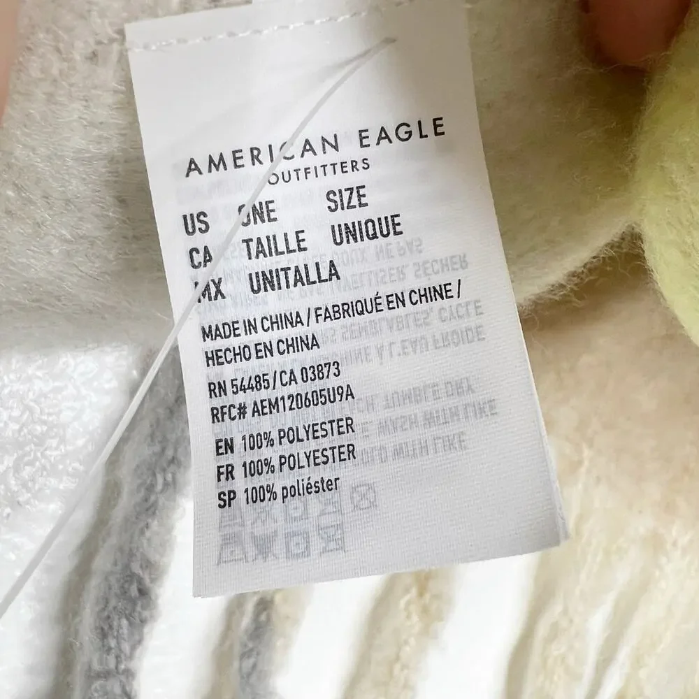 AMERICAN EAGLE NWT Plaid Fleece Tassel Long Scarf Fringed Beige Black Yellow OS